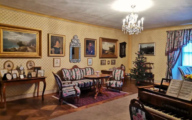 Na zámky můžete vyrazit i čtvrtý adventní víkend nebo během svátků. Otevřeny budou Sychrov a Zákupy