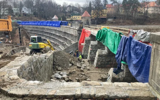 Rekonstrukce přehrady v Liberci by měla skončit v závěru roku, bude dražší