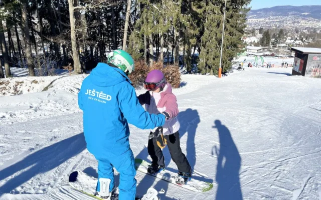 Při lyžování je potřeba pochopit, co se přitom v těle odehrává, říká Michal Novák, šéfinstruktor Ještěd Ski School