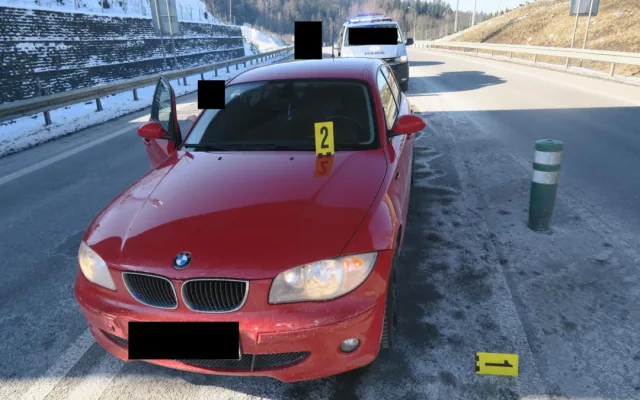 Policie hledá svědky nehody z minulého týdne, ke které došlo na příjezdu do Jablonce v Lukášově