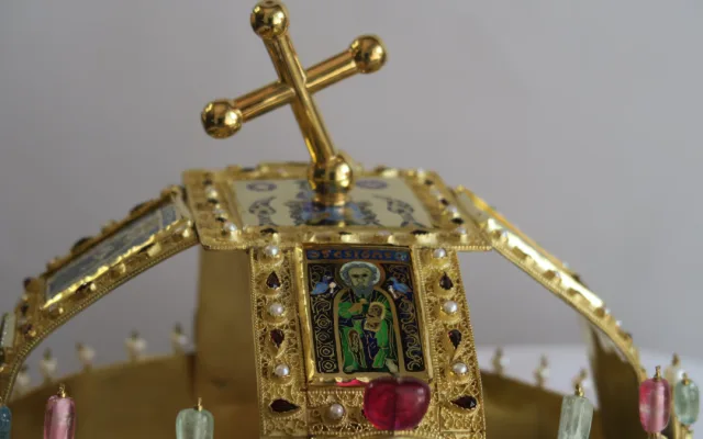 Turnovské muzeum vystaví repliku Svatoštěpánské koruny uherských králů