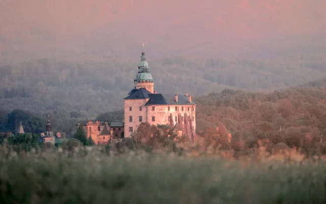 Sezona na státních hradech a zámcích začne 5. dubna. Jaké novinky přinesou ty v Libereckém kraji?