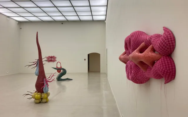 V liberecké galerii se ukrývá Třesoucí se říše. Stojí za ní slavná maďarská sochařka Zsófia Keresztes