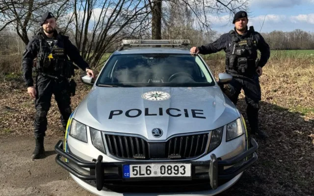 Zběsilý úprk před policisty v autě bude mít soudní dohru. Řidič měl zákaz řízení a ohrozil policisty, chodce a cyklisty