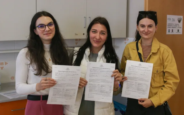 Zájemci stáli na liberecké univerzitě na zápis do registru dárců kostní dřeně frontu. Nabídnout pomoc přišlo 252 lidí
