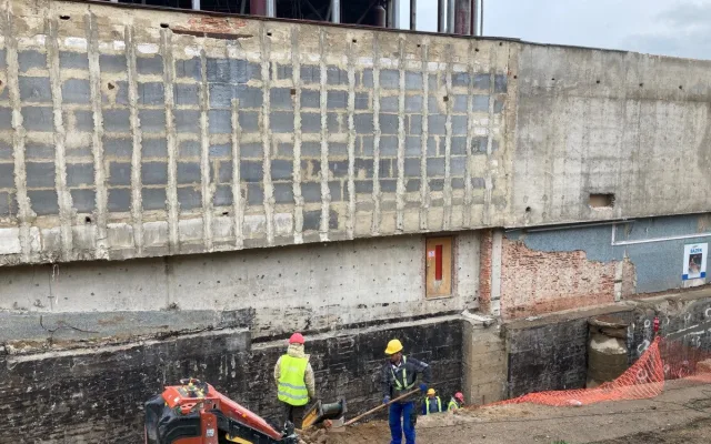 Rekonstrukce libereckého bazénu bude dražší, termín dokončení ohrožen není