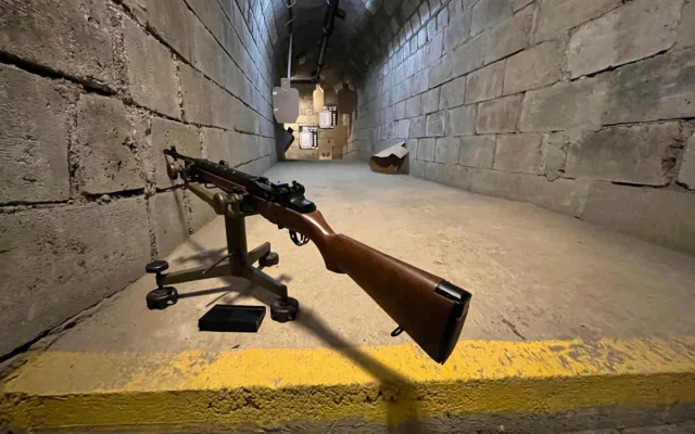 Nebezpečná militantní skupina s centrem v krytu pod Sokolákem. V Liberci cvičí pluk chemiků