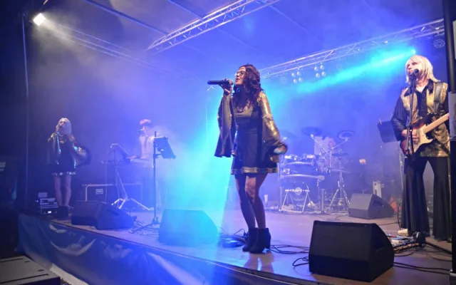 Novoveský festival opět přivítá rodiny, kapely i milovníky piva