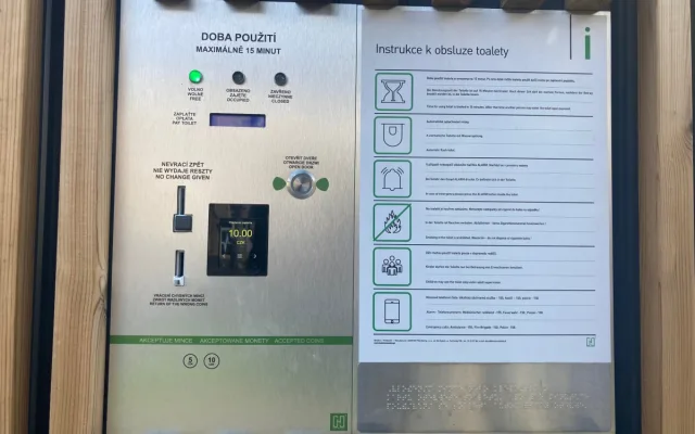 Veřejná toaleta na Sokolovském náměstí v Liberci už slouží