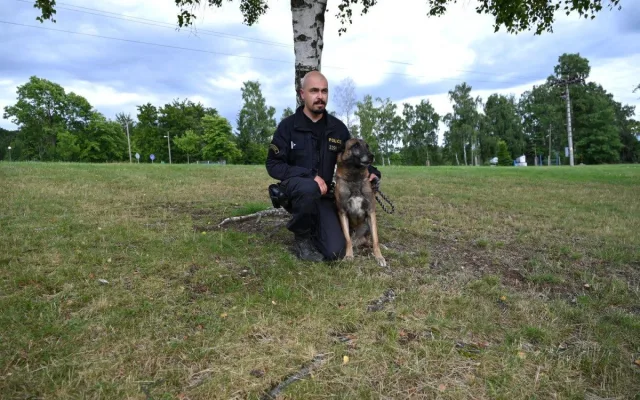 Policejní pes Rooney opět boduje. V Krkonoších našel ztraceného muže s Alzheimerem