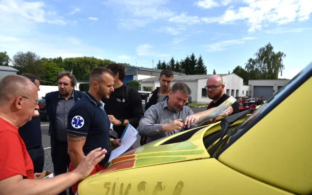 Liberecký kraj pošle na Ukrajinu 5 vyřazených sanitek. Míří do civilních nemocnic