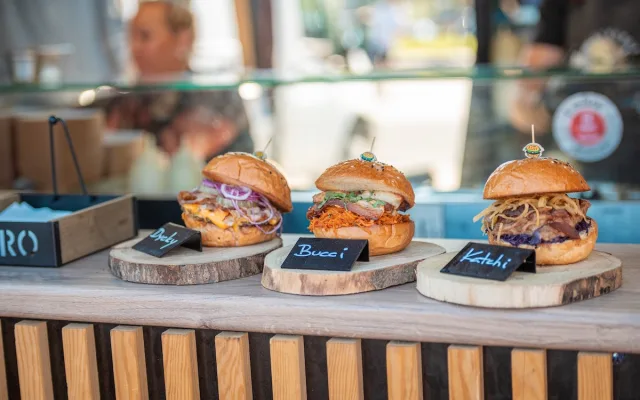 Burger Street Festival u Géčka: desítky burgerů a zábavná Fun zóna
