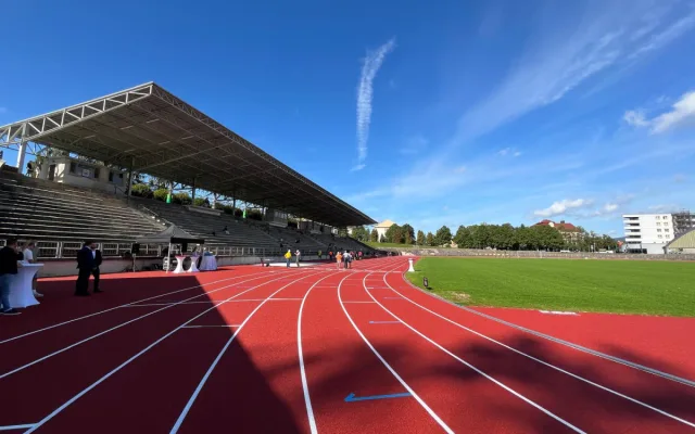 Atletický stadion prošel rekonstrukcí za 47 milionů. Přivítá juniorský šampionát