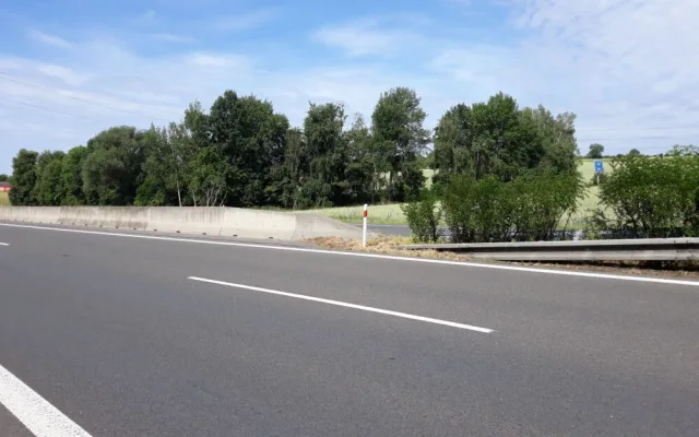 Začíná oprava dálnice D10 mezi Ohrazenicemi a Svijany