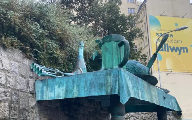 Příští zastávka: Hostina obrů. Liberec přejmenuje podivuhodnou zastávku Davida Černého