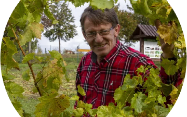 Stovky lidí se naposledy rozloučily s kantorem a agronomem Jaroslavem Palarcem