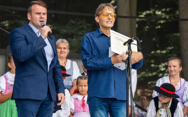 Stovky lidí se naposledy rozloučily s kantorem a agronomem Jaroslavem Palarcem