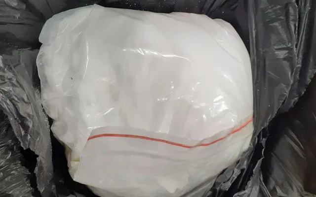 Celníci na Liberecku zastavili auto. Polák vezl kilo pervitinu, hrozí mu deset let