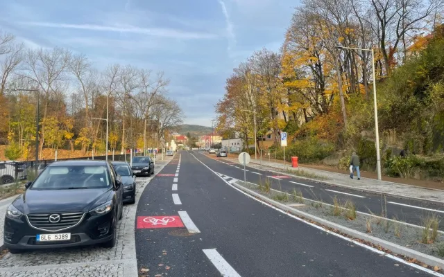Silnice Nová Pastýřská je otevřená, měla by odvést část dopravy z centra