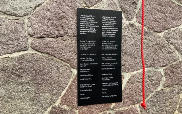 Liberec má mluvící Magický klobouk. Připomenout má autora Malé čarodějnice