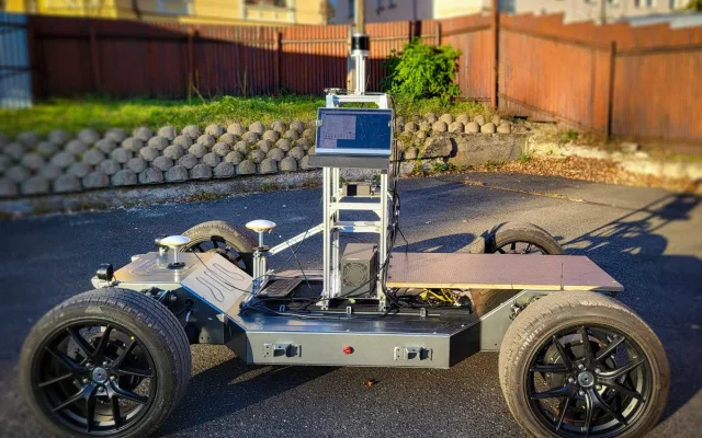 Robotické vozítko z univerzity na dnech AI zaujalo, chtějí ho firmy i města