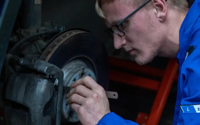 Finále Velké Ceny J+M Autodíly ukázalo sílu mladých techniků i podporu průmyslu
