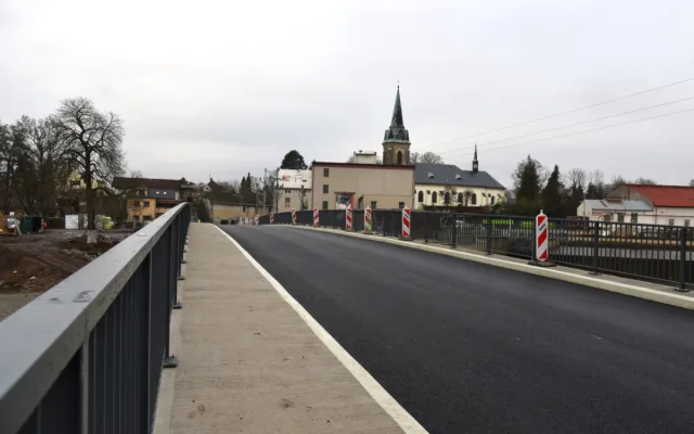 Most přes Jizeru v Přepeřích je po více než půl roce hotový. Vyšel na 36 milionů