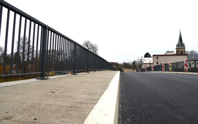 Most přes Jizeru v Přepeřích je po více než půl roce hotový. Vyšel na 36 milionů
