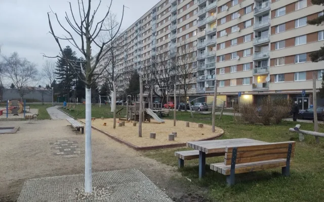 Investice do dětských hřišť v Liberci. Vznikla nová, stávající prošla obnovou