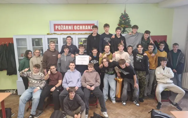 Když středoškoláci nejsou lhostejní. Napříč krajem pomáhají, kde je třeba