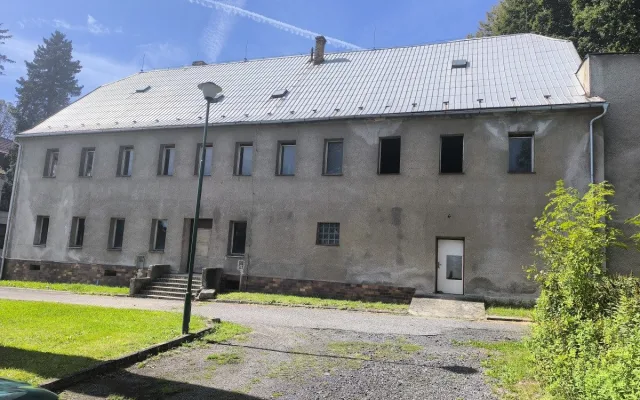 Na stárnutí populace připraveni. Malá obec Višňová na Frýdlantsku staví domo pro seniory