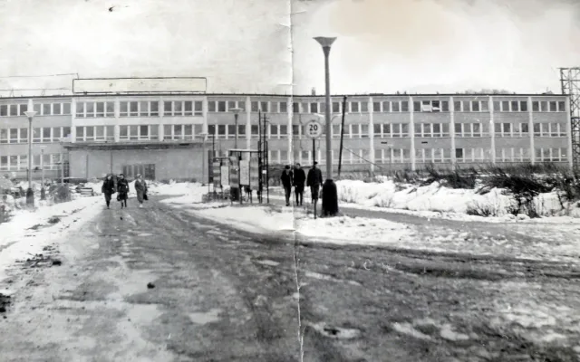 O Plastimatu k Magně. Společnost slaví 80 let. Hledá dobové fotografie