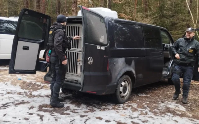 Neproklouzne ani myš. Na kontroly cizinců v České Lípě dohlížely z výšky drony
