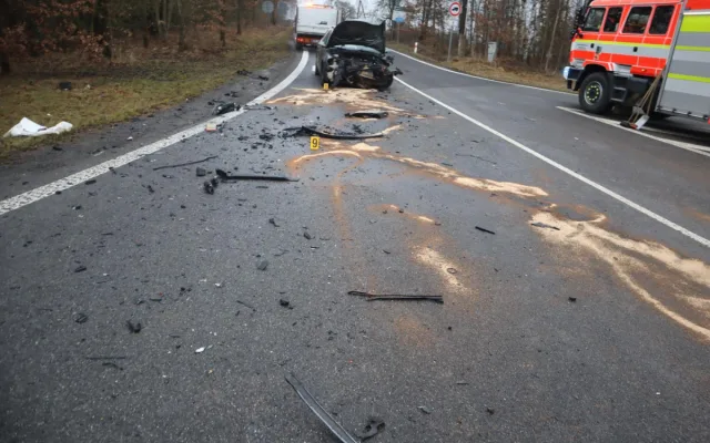 Dvě vážné nehody na I/13 během dne. Dva lidé utrpěli těžká zranění
