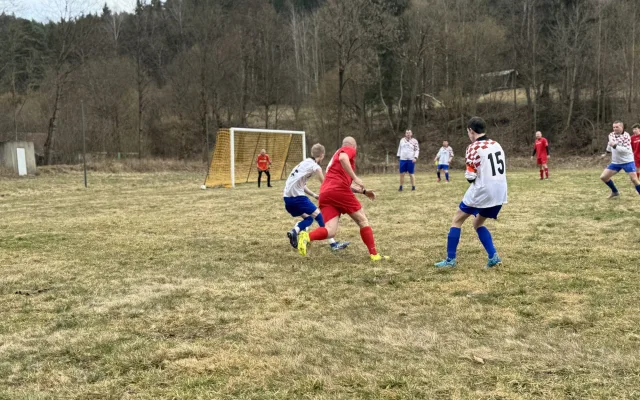 Nadšenci vrátili fotbal do Bohumilče, hřiště ožilo zápasem s jihočeským soupeřem