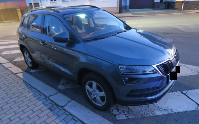 Řidič přehlédl v Jablonci chlapce na přechodu pro chodce. Alkohol roli nehrál