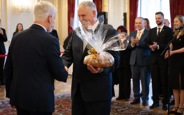 Starosty vítězných obcí přijal prezident