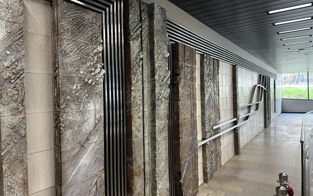 FOTO: Stanice Českomoravská prošla modernizací, přejmenovávat se nebude