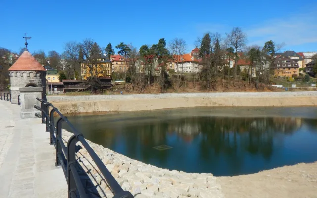 Tentokrát už doopravdy. Liberecká přehrada se začíná napouštět
