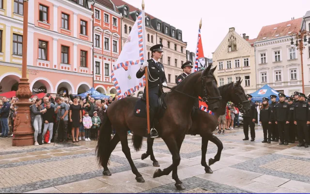 U liberecké radnice se dnes představí policie a další složky IZS, připraveny jsou i poutavé ukázky