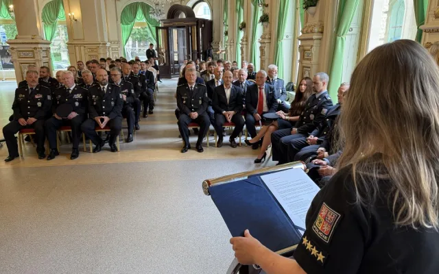 Okrskář roku je z Nového Města pod Smrkem. Bodovala i policistka, jež zabránila znásilnění dítěte