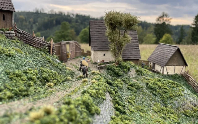 Severočeské muzeum láká na výstavu o hradech, k vidění bude i šest modelů či obléhací stroj