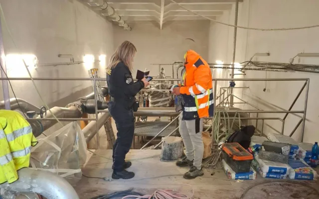 Policejní kontroly na stavbách. Sedm cizinců v Libereckém kraji pracovalo nelegálně