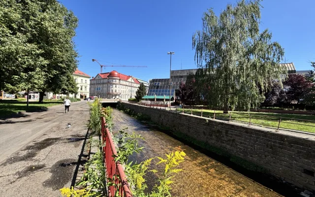 V Liberci začala v dolním centru stavba druhé části náplavky, financuje ji město