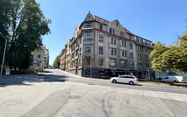 Konec nebezpečným křižovatkám. Liberec zahájil proměnu Tržního náměstí