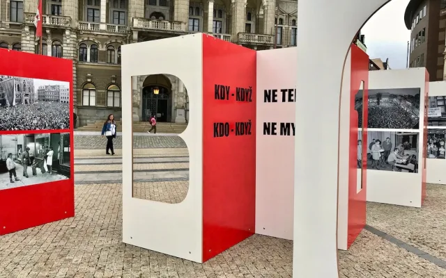 Výstava k třiceti letům od revoluce