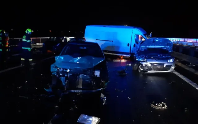 Hromadná nehoda u Svijan