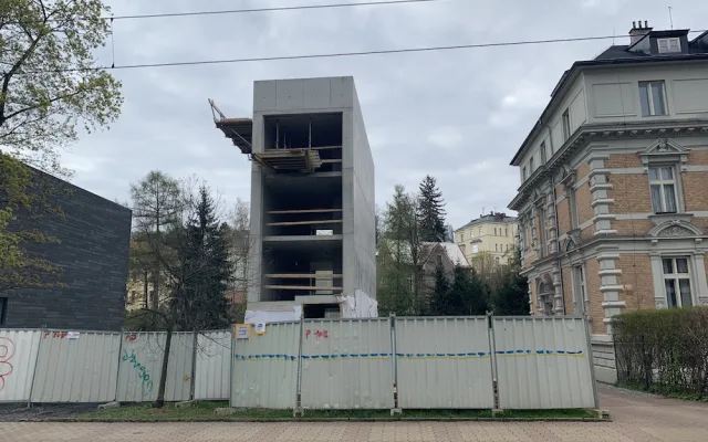 Stavba penzionu na Masarykově třídě