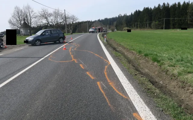 Nehoda motorek u Loužnice