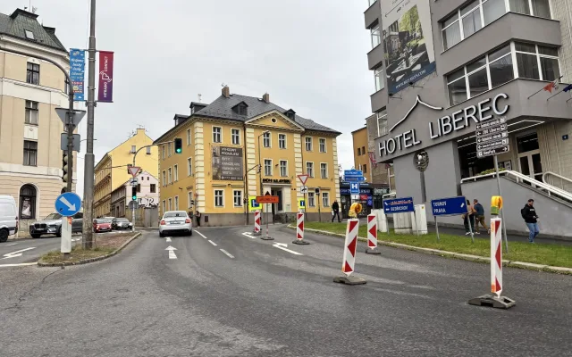 V Liberci bude tři dny částečně neprůjezdné Šaldovo náměstí